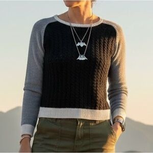 RD Style Lightweight Thin Colorblock Cable Knit Sweater Grey Black Boho Layering